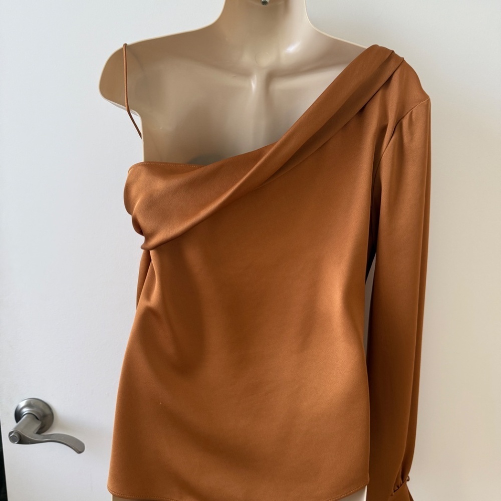 JONATHAN SIMKHAI ASYMMETRIC ONE SHOULDER TOP XS - Picture 2 of 10